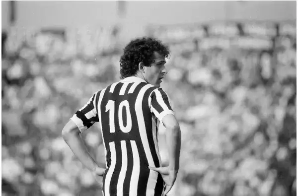 Michel Platini Jersey number 10